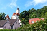 strassgang-kirche_web